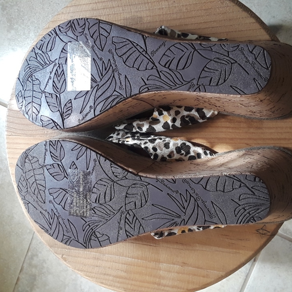 Sandals - Picture 4 of 4